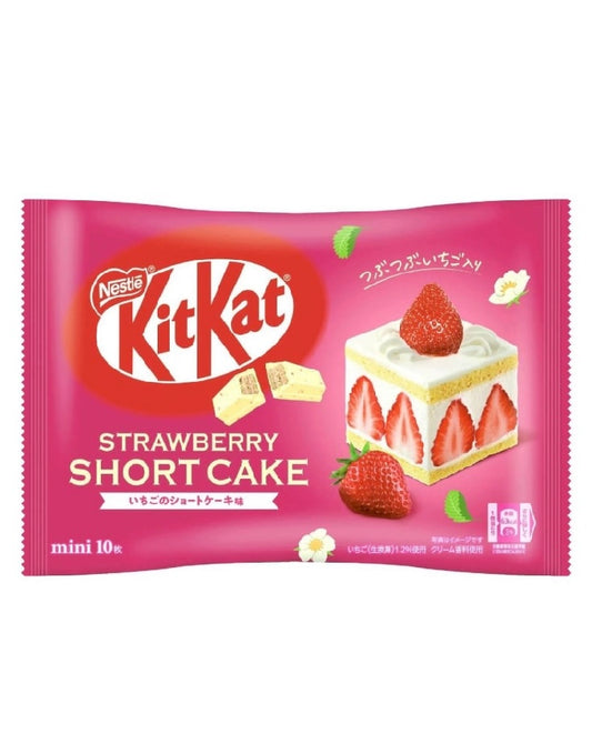 Kit Kat Strawberry Short Cake